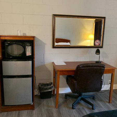 Hill Top Motel Wrightstown Екстериор снимка