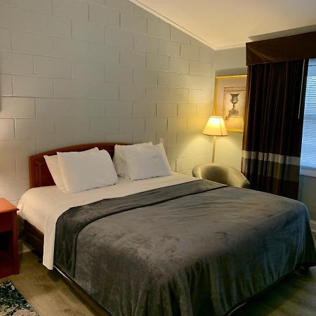 Hill Top Motel Wrightstown Екстериор снимка