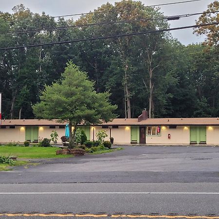 Hill Top Motel Wrightstown Екстериор снимка