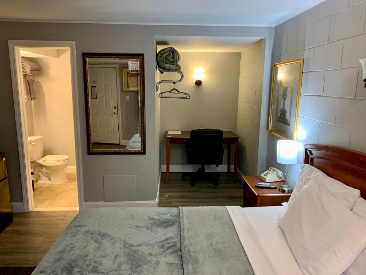 Hill Top Motel Wrightstown Екстериор снимка