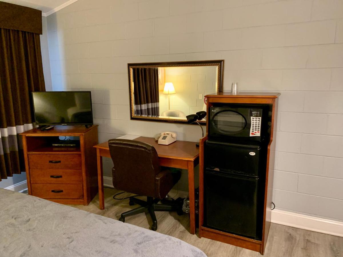 Hill Top Motel Wrightstown Екстериор снимка