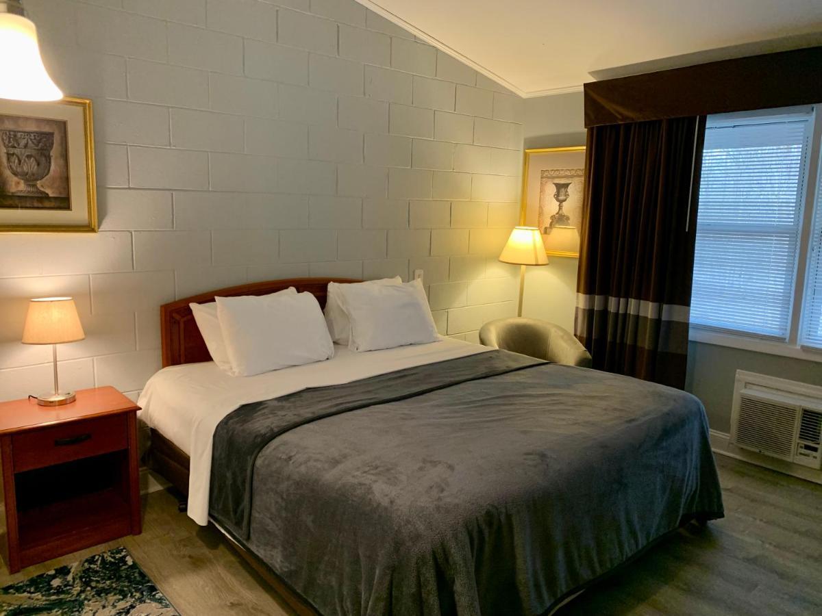 Hill Top Motel Wrightstown Екстериор снимка