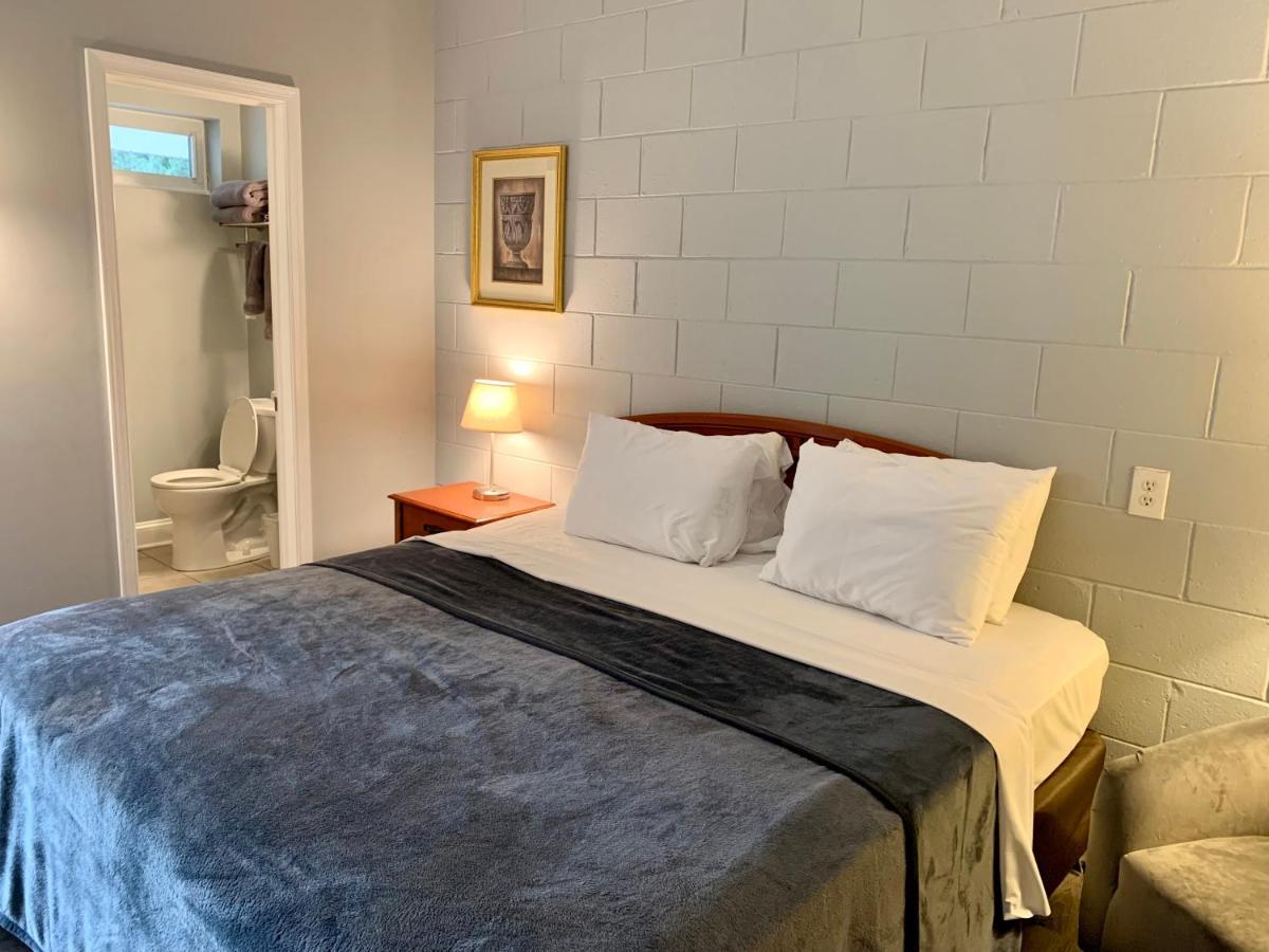 Hill Top Motel Wrightstown Екстериор снимка